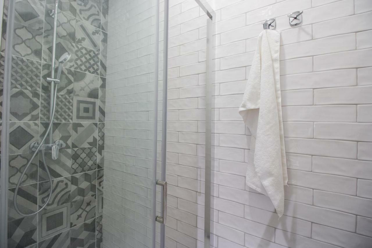 Dandelion Hostel Zadar Buitenkant foto