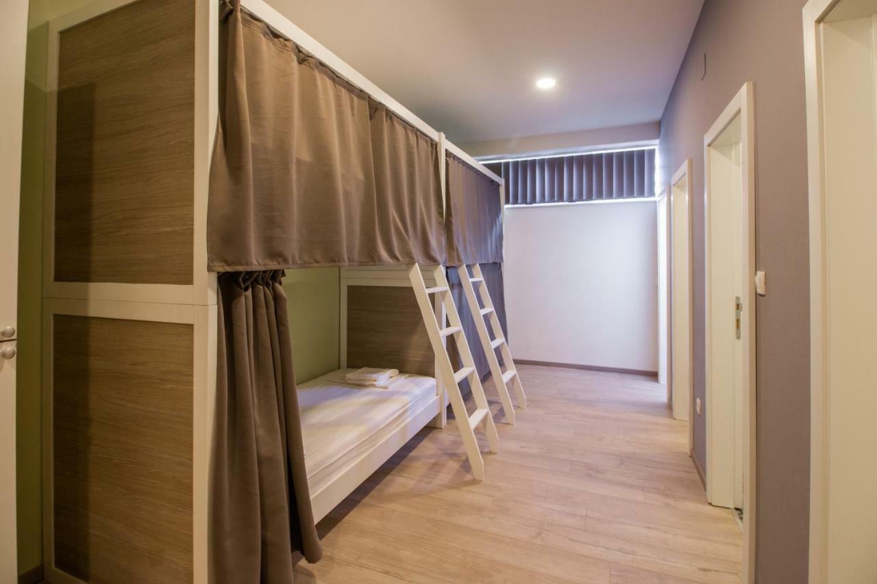 Dandelion Hostel Zadar Buitenkant foto