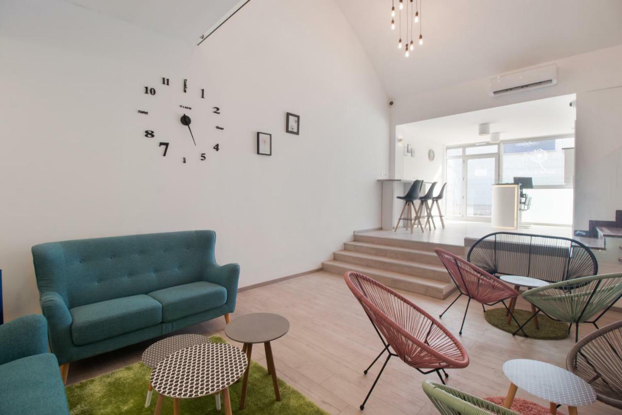 Dandelion Hostel Zadar Buitenkant foto