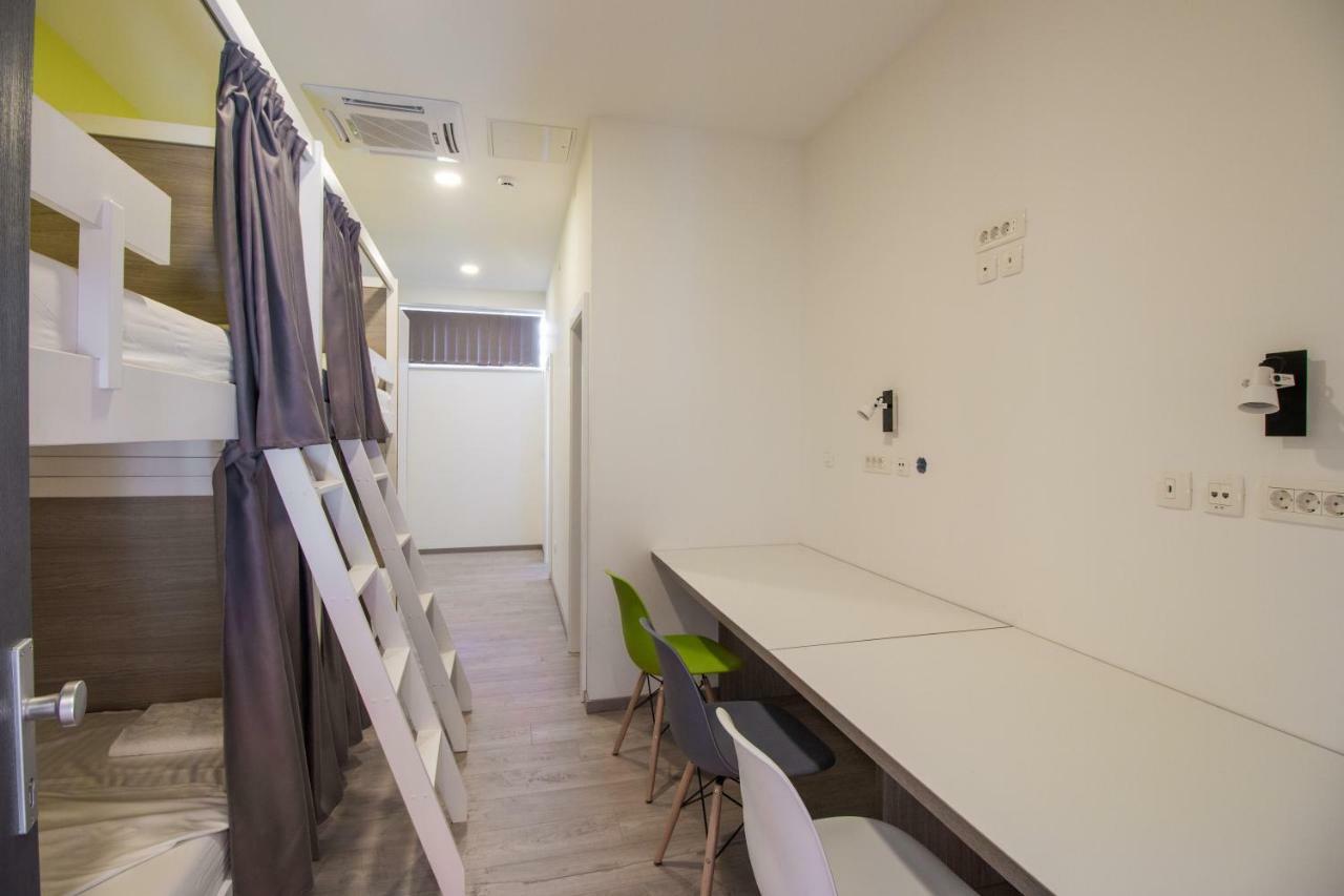 Dandelion Hostel Zadar Buitenkant foto
