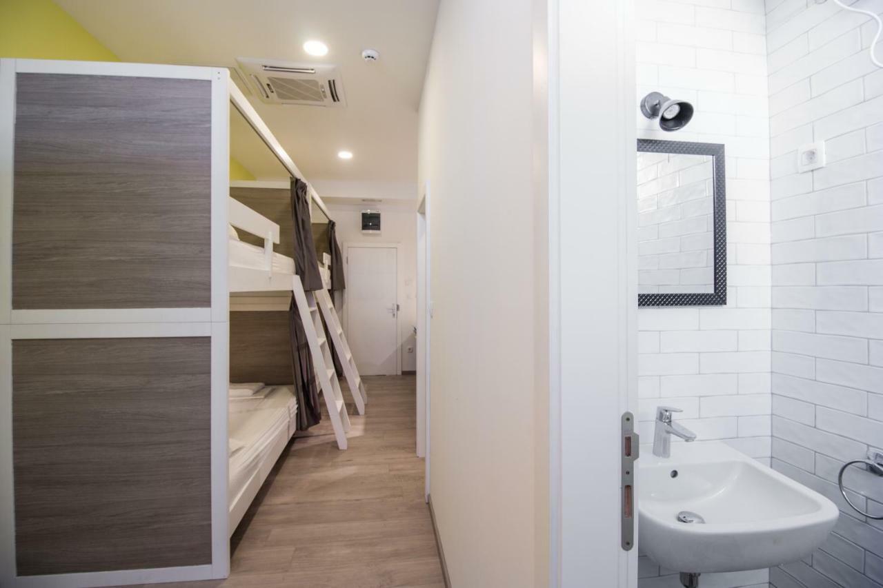 Dandelion Hostel Zadar Buitenkant foto